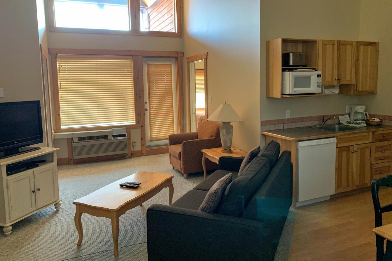 פרני Cornerstone Lodge By Park Vacation Management מראה חיצוני תמונה